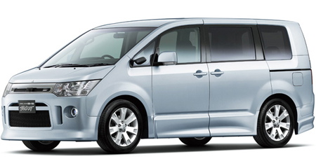 MITSUBISHI DELICA D5 ROADEST G PREMIUM