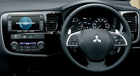 MITSUBISHI OUTLANDER 24G NAVI PACKAGE