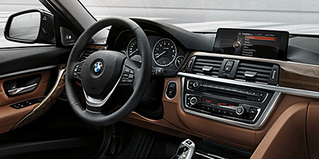 BMW 3 SERIES 320i TOURING LUXURY
