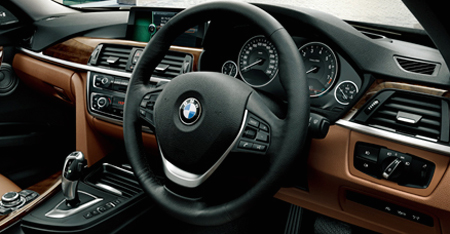 BMW 3 SERIES 328i LUXURY