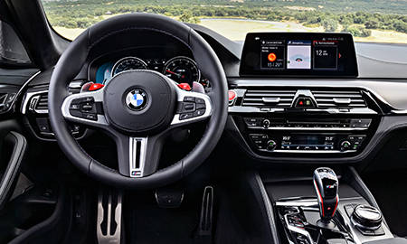 BMW M5 COMPETITION