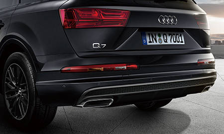 AUDI Q7 BLACK STYLING