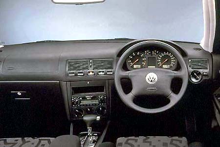 VOLKSWAGEN GOLF GLi