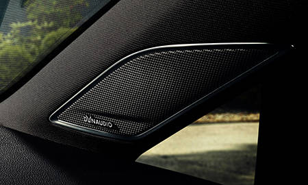 VOLKSWAGEN GOLF DYNAUDIO EDITION