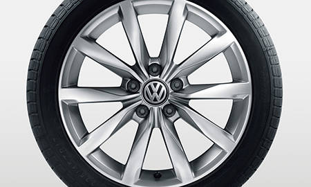 VOLKSWAGEN GOLF TSI COMFORTLINE TECH EDITION