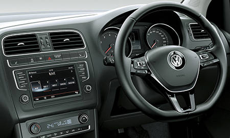 VOLKSWAGEN POLO 2016