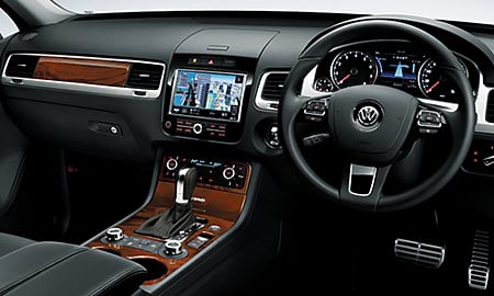 VOLKSWAGEN TOUAREG HYBRID