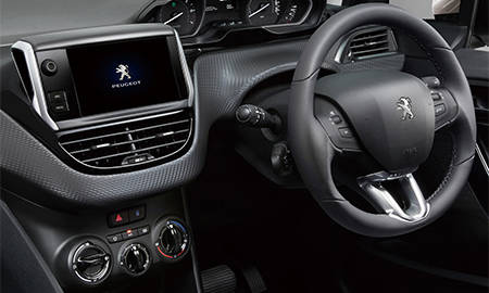 PEUGEOT 208 STYLE PLUS