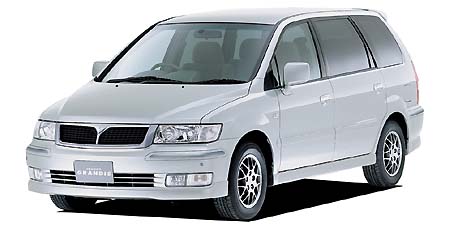 MITSUBISHI CHARIOT GRANDIS