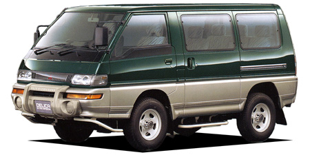 MITSUBISHI DELICA STAR WAGON