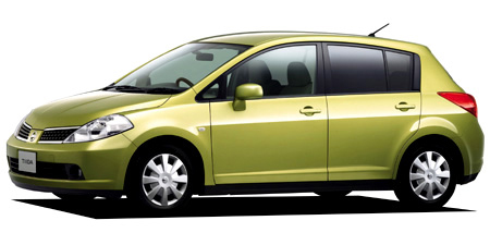 NISSAN TIIDA