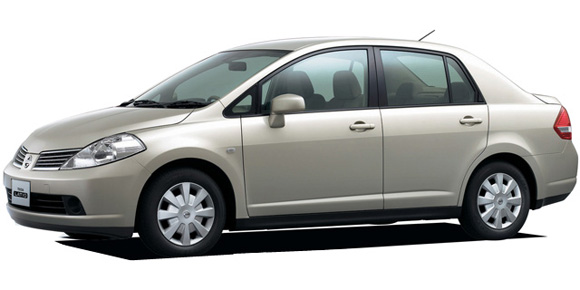 NISSAN TIIDA LATIO
