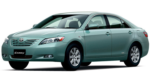 TOYOTA CAMRY