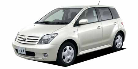 TOYOTA IST
