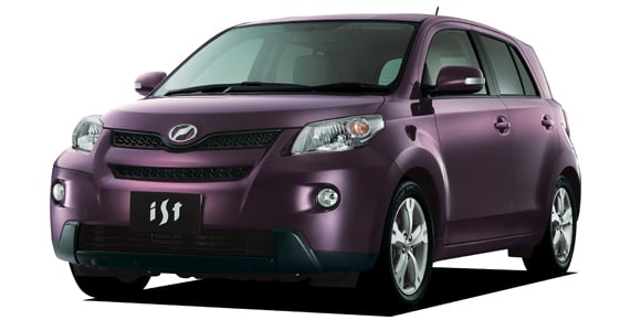 TOYOTA IST