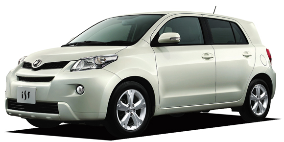 TOYOTA IST