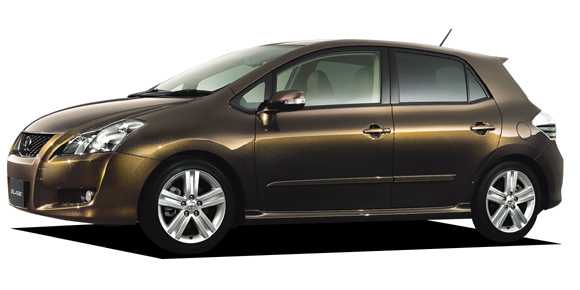 TOYOTA BLADE