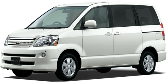TOYOTA NOAH