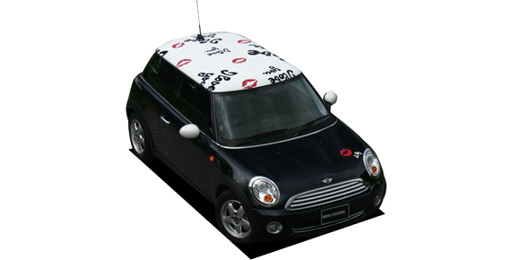 MINI KISSED BY LULU GUINNESS TYPE 1