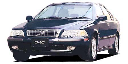 VOLVO S40